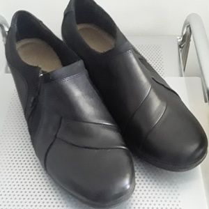 Black shoes